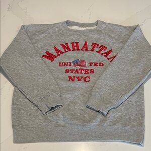 Zara Girls Gray Crewneck Sweater with Red Manhattan NYC Design Size 13-14